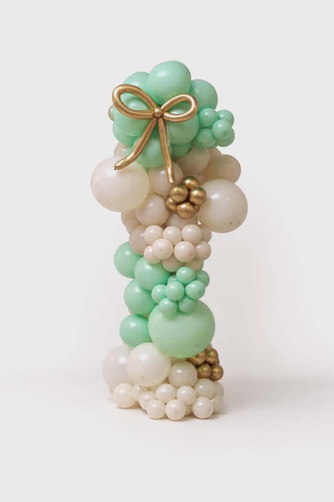 Air & Glow luxury balloon installation